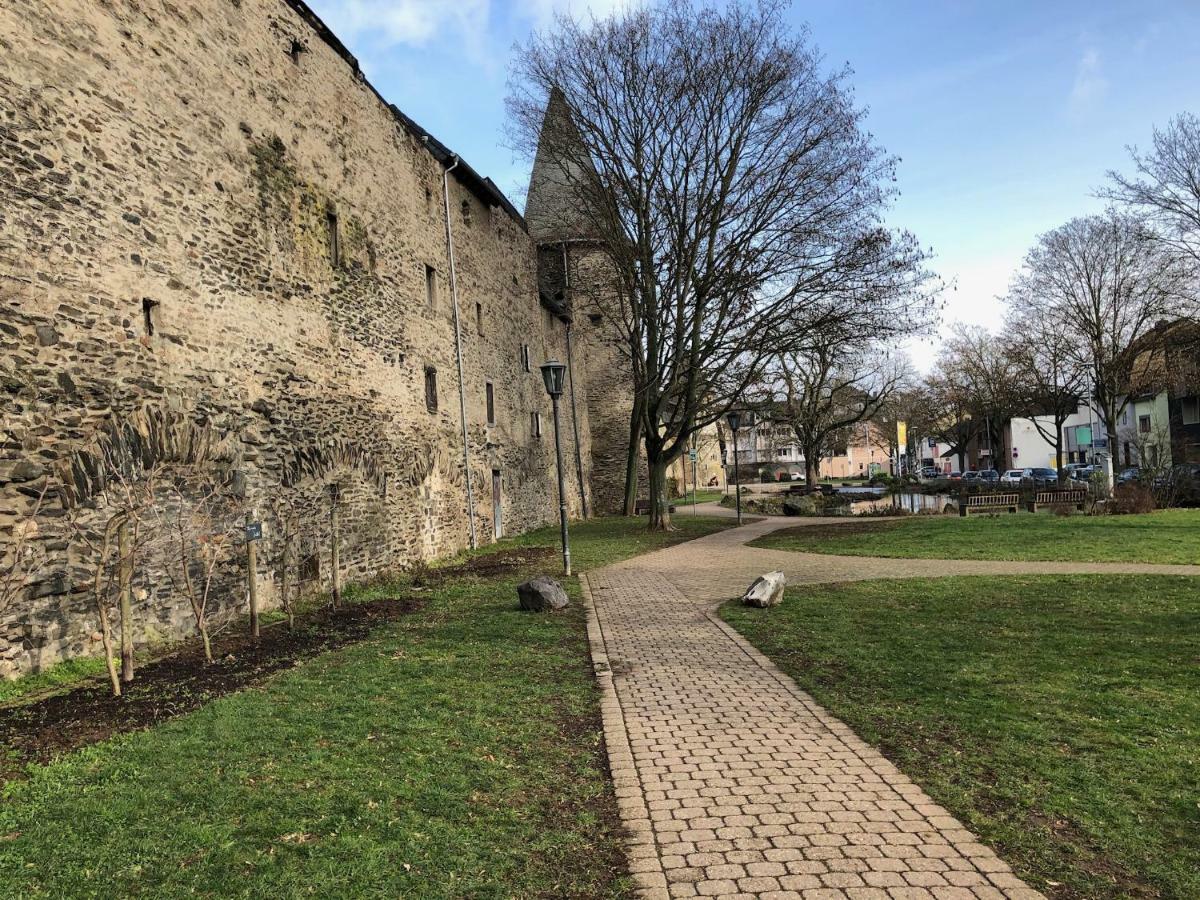 Ferienwohnung "An Der Stadtmauer" Andernach Exterior foto